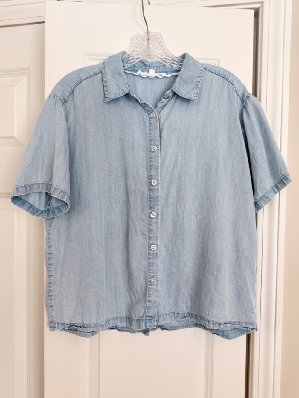 Jane + Delancey Denim Short Sleeve Blouse